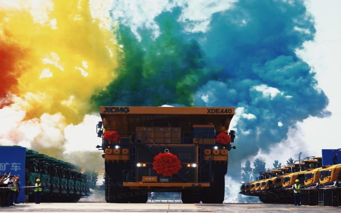 【國際化】批量交付歐洲！徐工150噸級礦車(chē)馳騁塞爾維亞